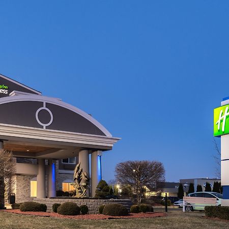 Holiday Inn Express Branford-New Haven By Ihg Exterior photo