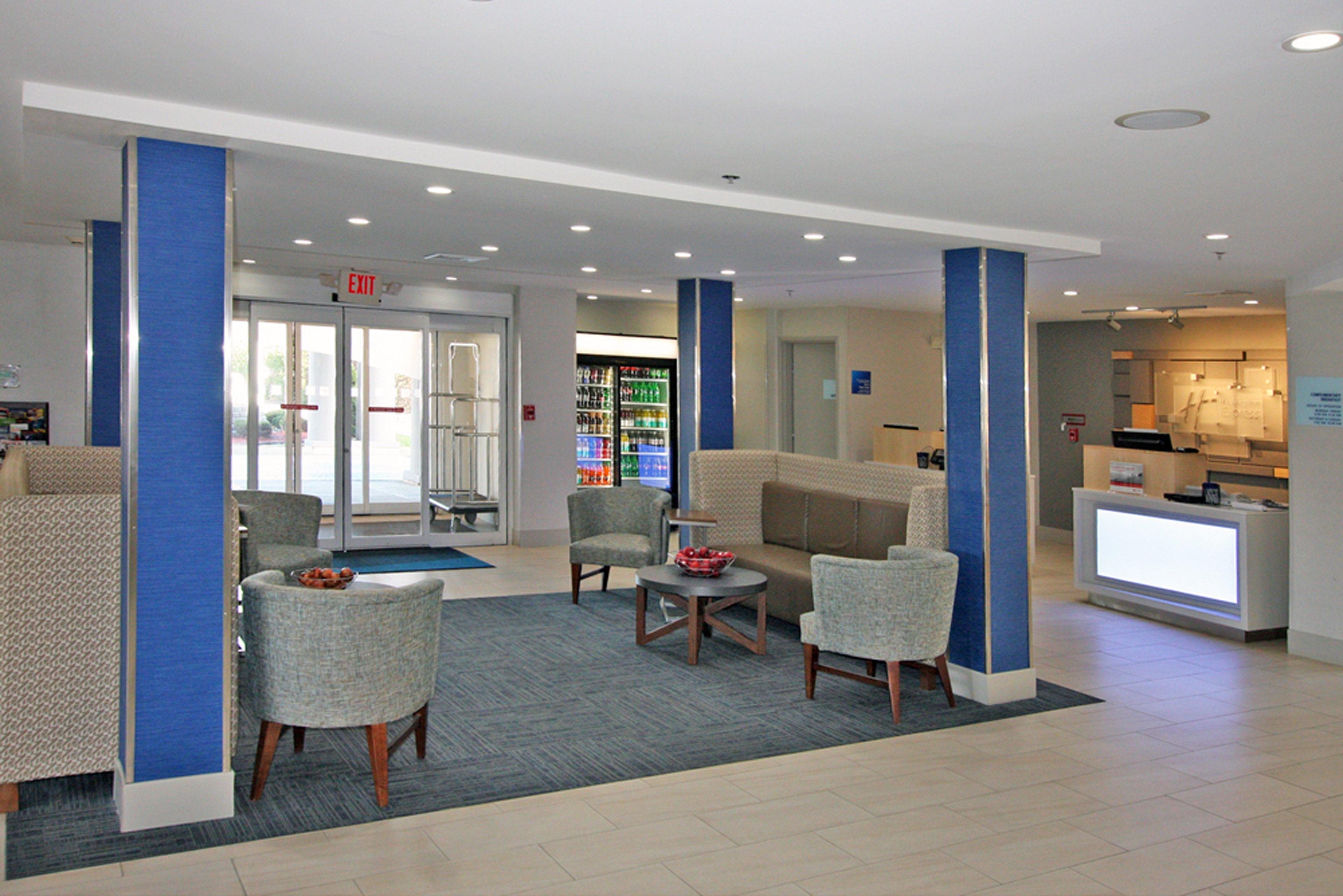 Holiday Inn Express Branford-New Haven By Ihg Exterior photo