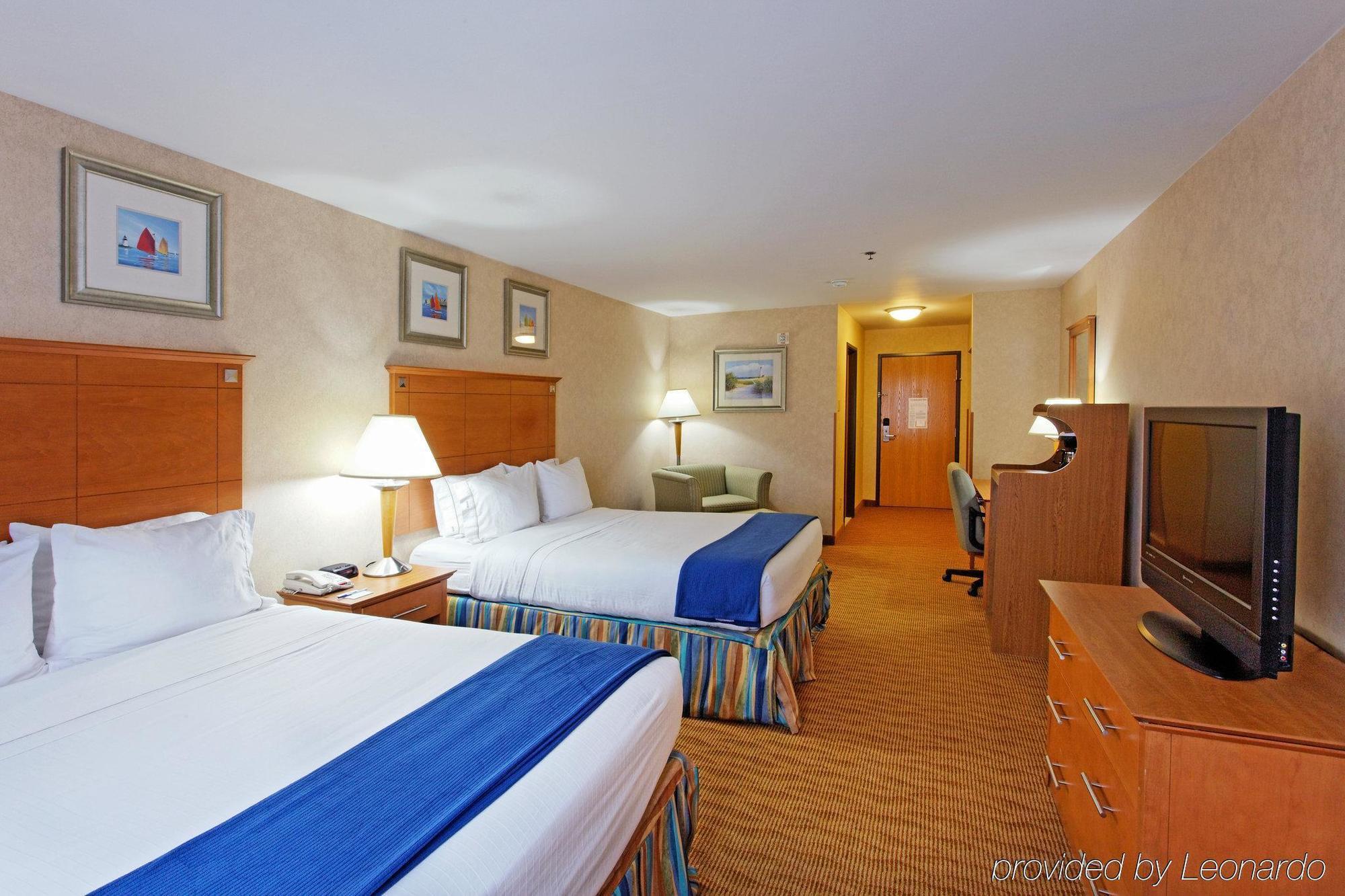 Holiday Inn Express Branford-New Haven By Ihg Room photo